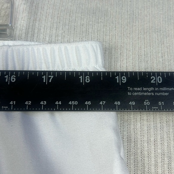 J. Jill Size L 100% Rayon Pull On Wide Leg Cropped Pants White Mature Capsule - Picture 8 of 10